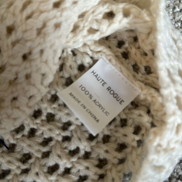 NWT Women’s Haute Rogue Kelly Pom Pom Crocheted Sweater | Small - Picture 4 of 10